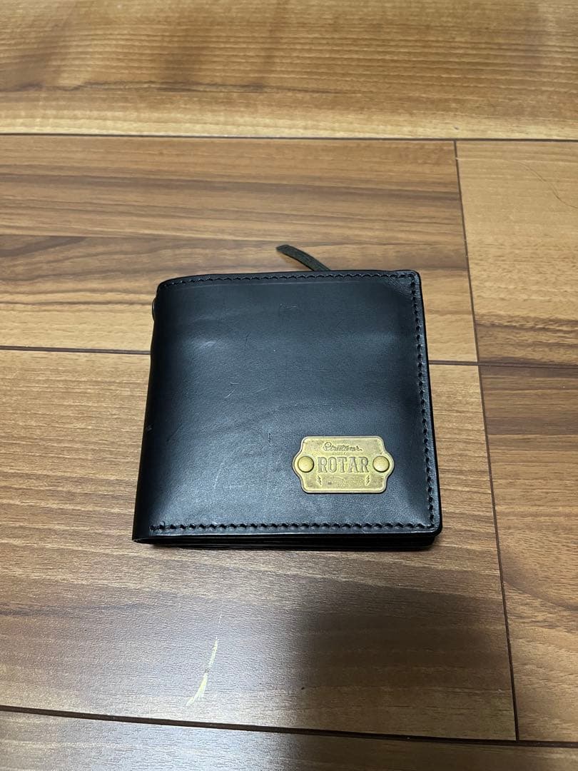 ROTAR ブラック 二つ折り財布 本革