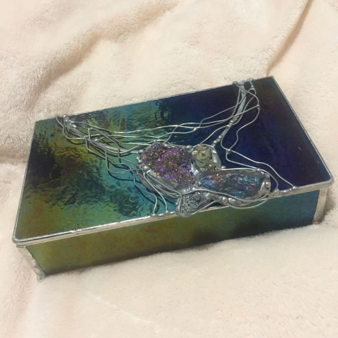 レア★美麗★虹色　ステンドグラス アクセサリーボックス