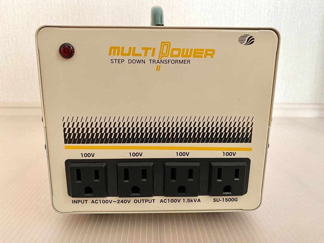 変圧器　スワロー電気　SU-1500G