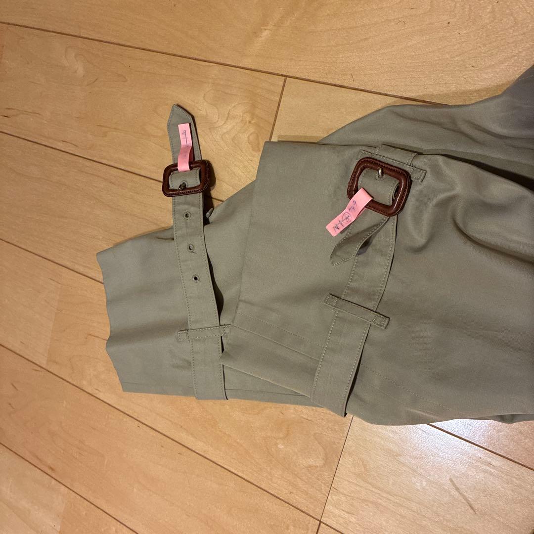 バーバリーロンドン トレンチコート　カーキ色