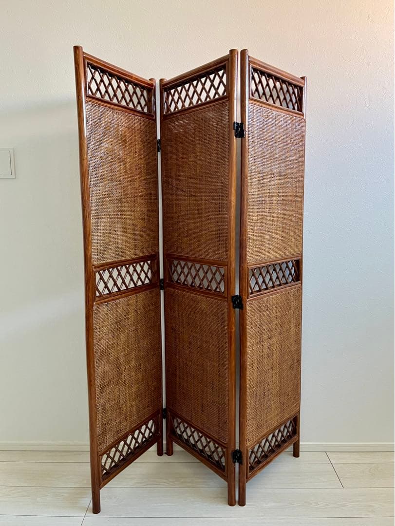 ラタン　パーテーション