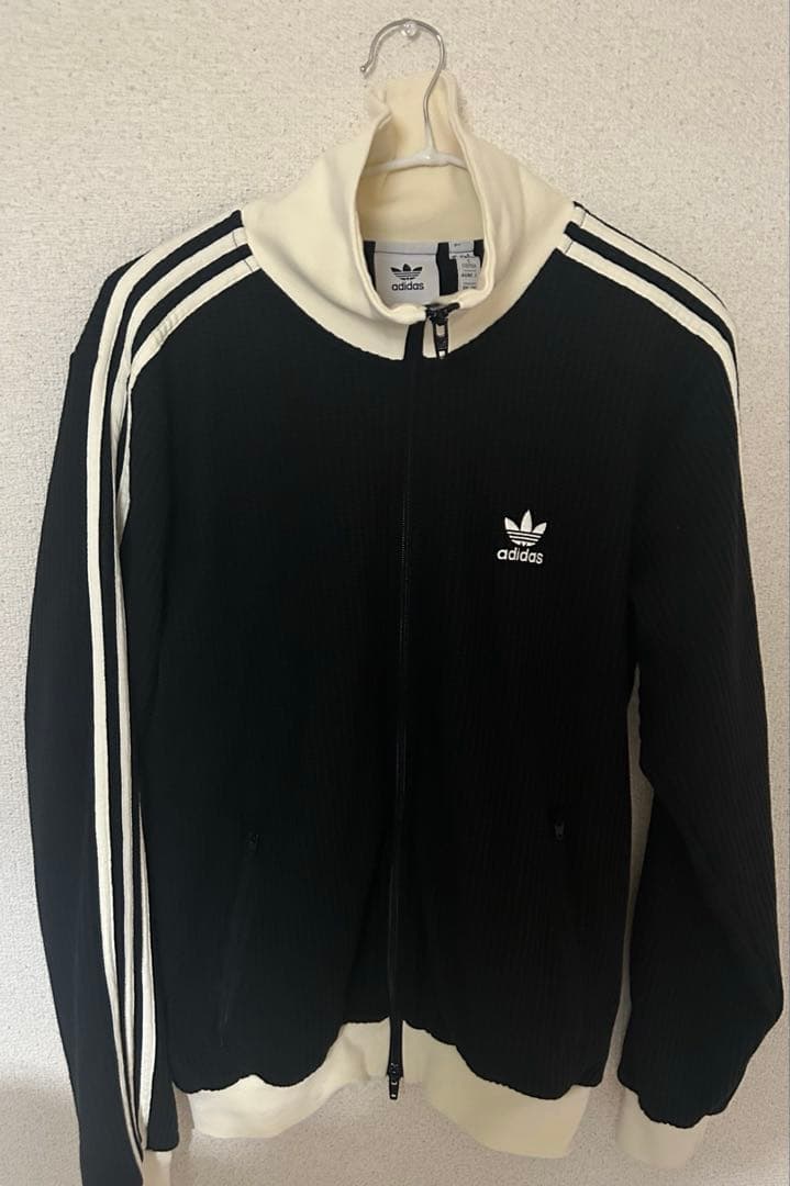 アディダス　ワッフル　トラックジャケット　ブラック