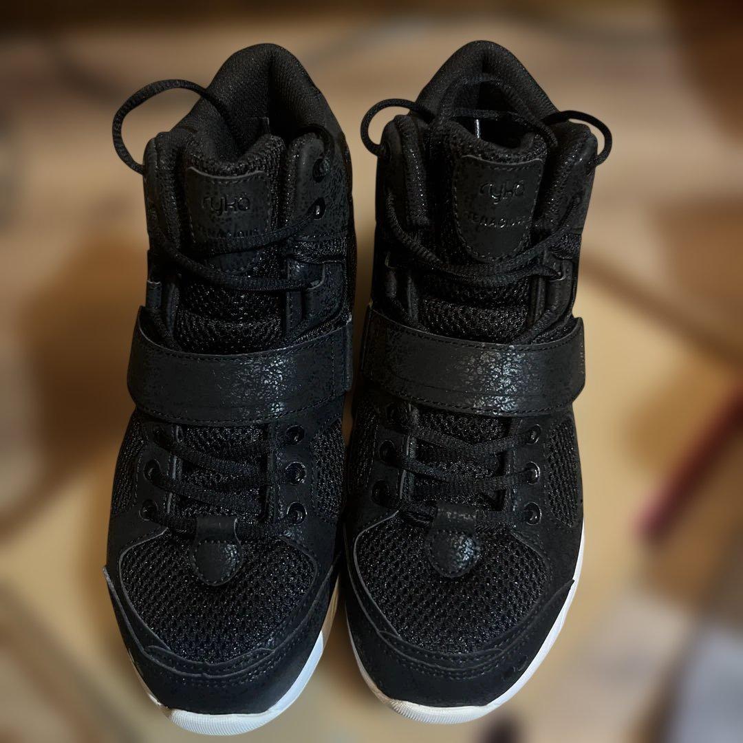 新品　ryka ライカ テナシティー ダンス エクササイズシューズ　23.5cm