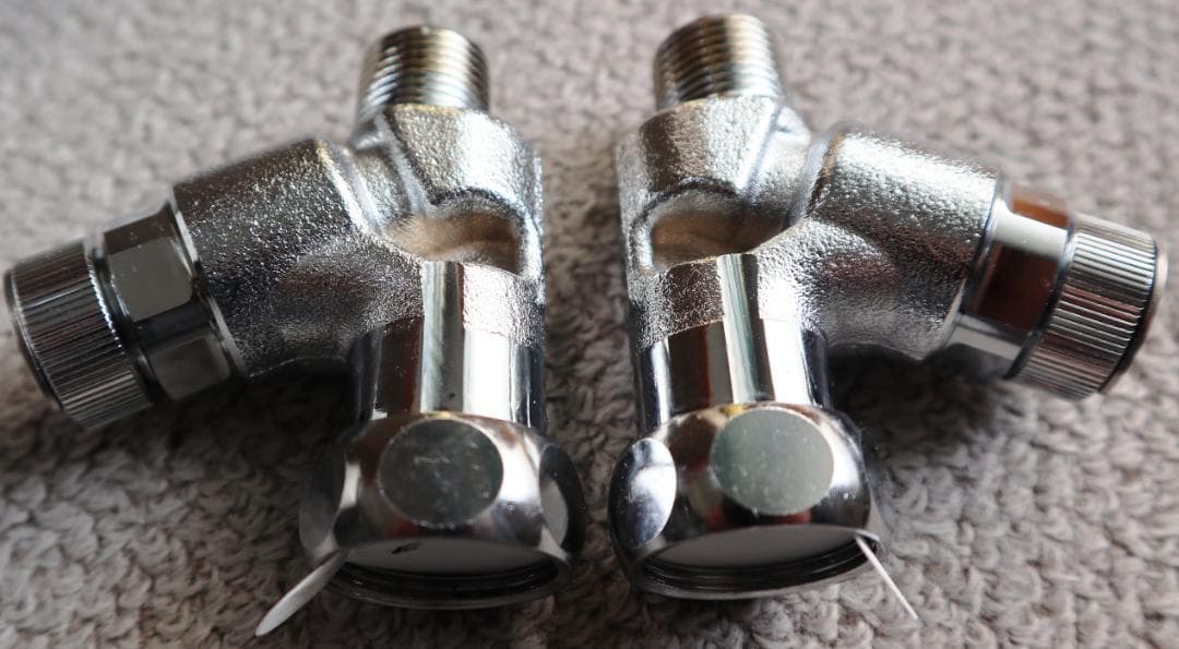 THD64-1 TOTO 水栓金具 止水栓付取付脚部（2個入り）（寒冷地仕様）