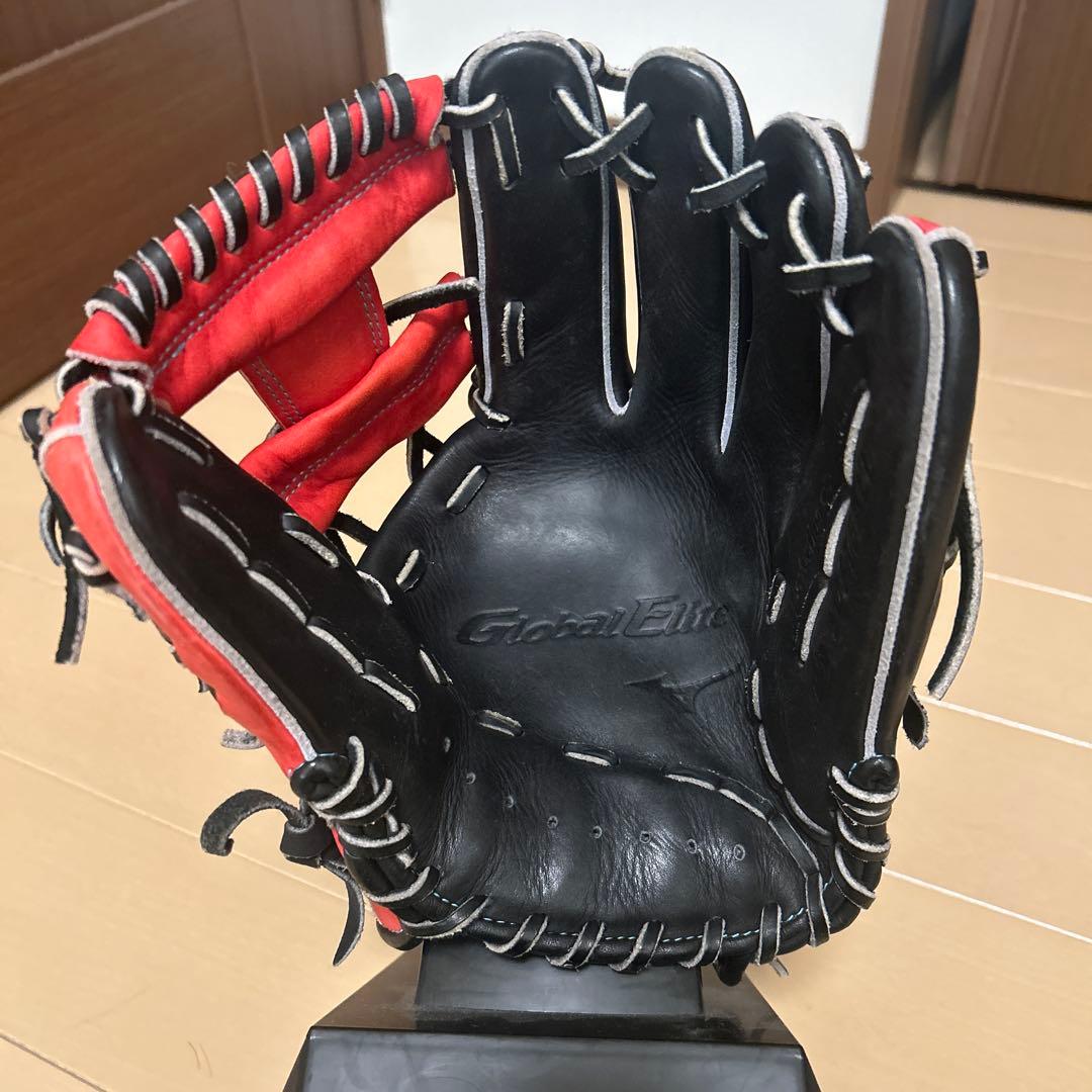 ミズノGlobal Elite ダイバーシティブルー　グローブ レッド/ブラック
