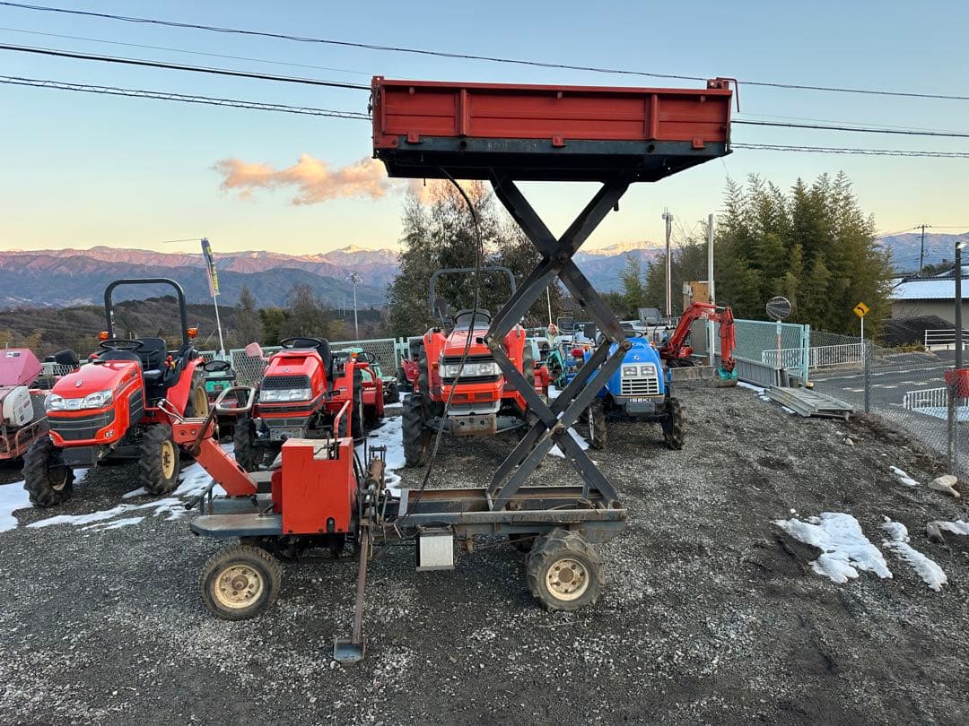 実動 筑水キャニコム　運搬車 油圧ダンプ 油圧リフト　セル付き