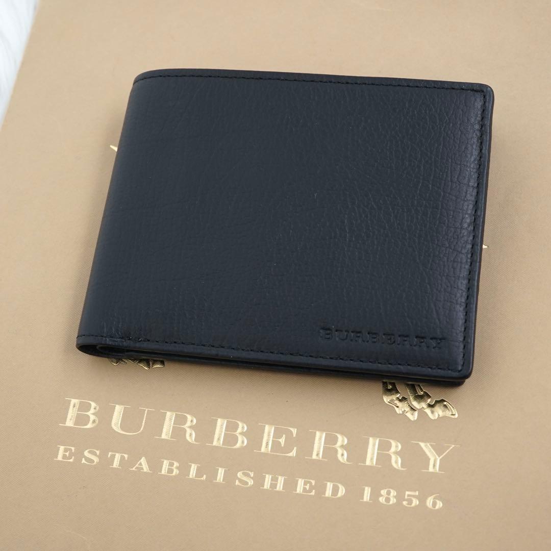 未使用品　BURBERRY LONDON 二つ折り財布　ノバチェック　ブラック