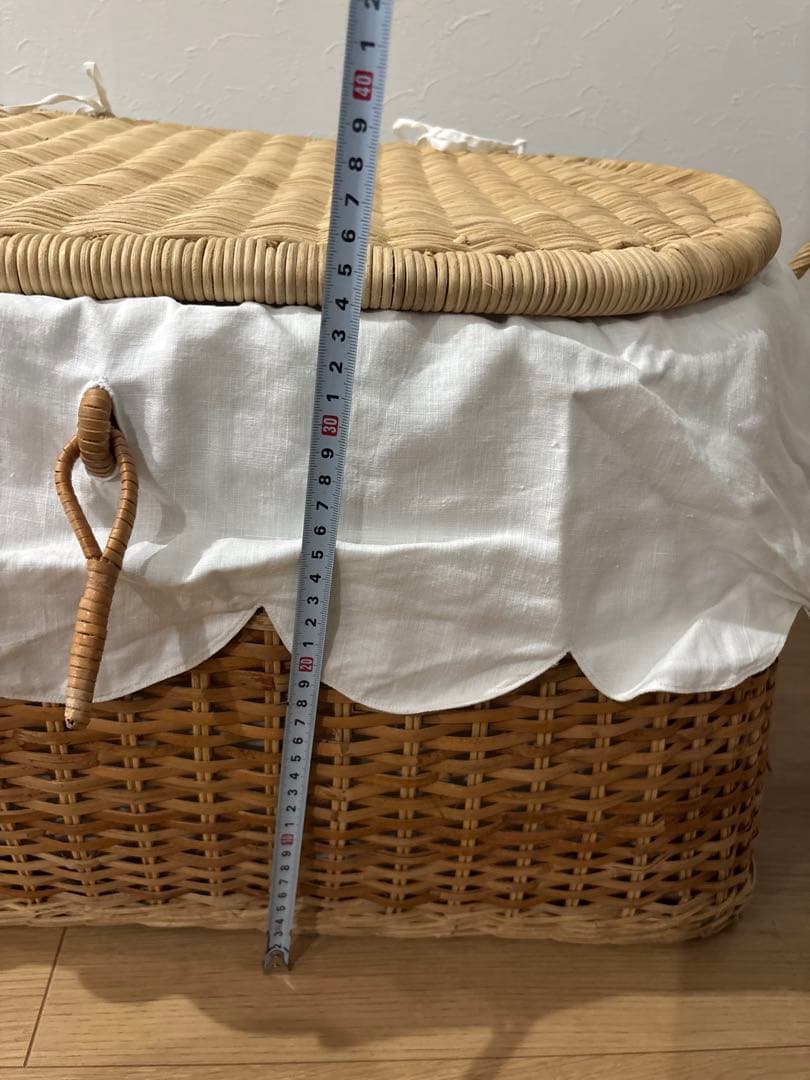 籐製オーバル型フタ付きバスケット　カゴ　収納　大型　内布付き