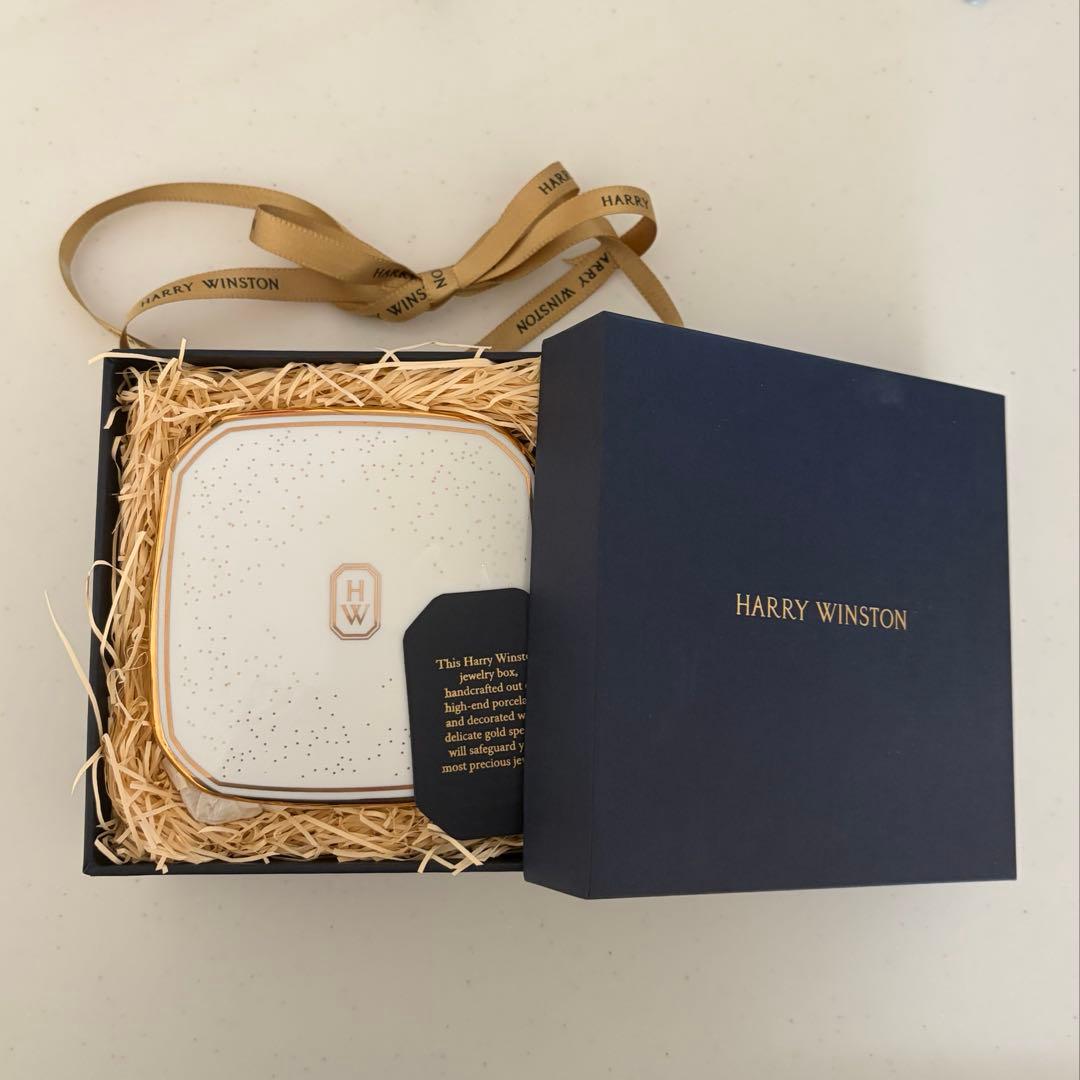 ハリーウィンストン　陶器　小物ケース