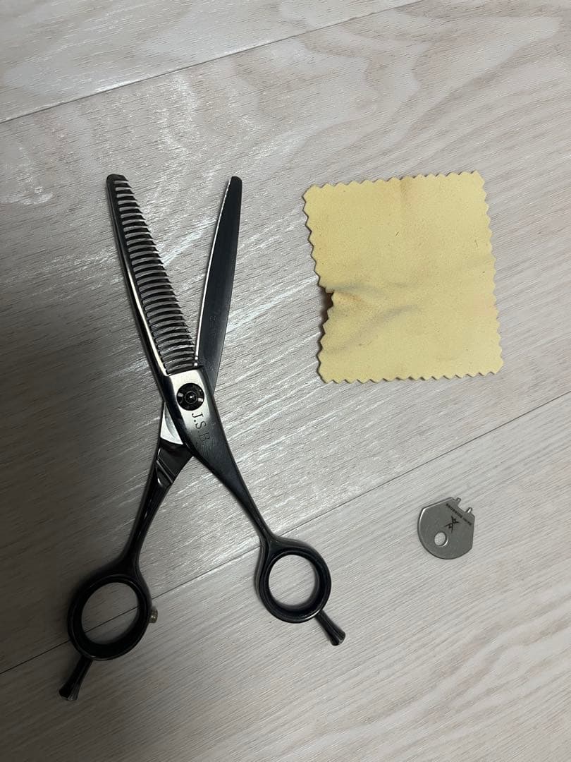 セニングシザー(すきバサミ) ギザ刃 クリーニングクロス付き