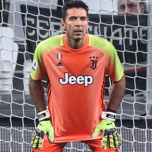 【匿名配送】【入手困難】ユベントス　パレス　GK　ユーベ　4TH　Fourth