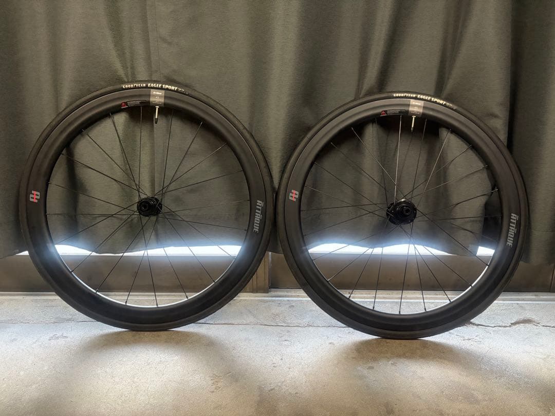 【すめる】ATTAQUE 45MMカーボンクリンチャー ディスク ホイール