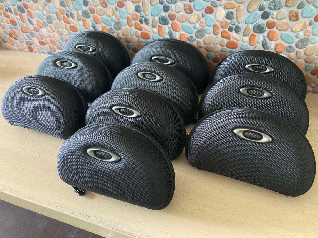 OAKLEYサングラスケース Large 10個セット