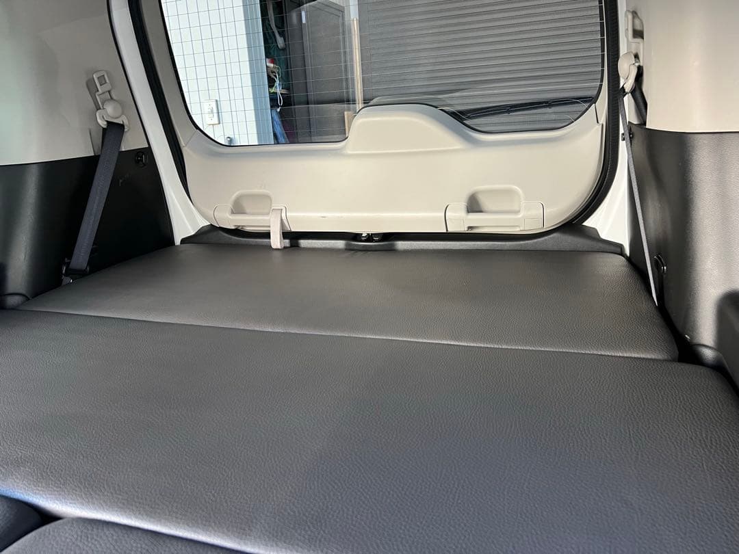 セレナc27ハンドメイド車中泊ベッド。