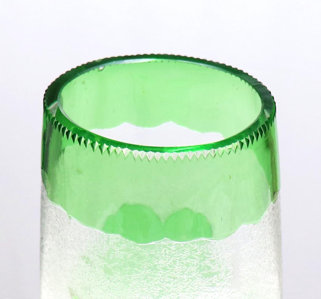 オールド・バカラ 1880年頃美術館級 緑色被せ硝子 特大アシッドエッチング花瓶