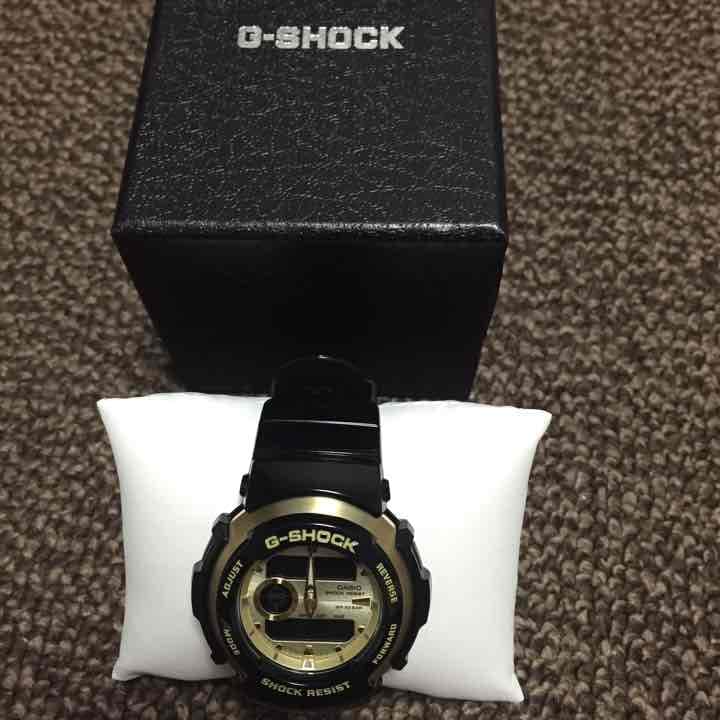 G-SHOCK 黒×金