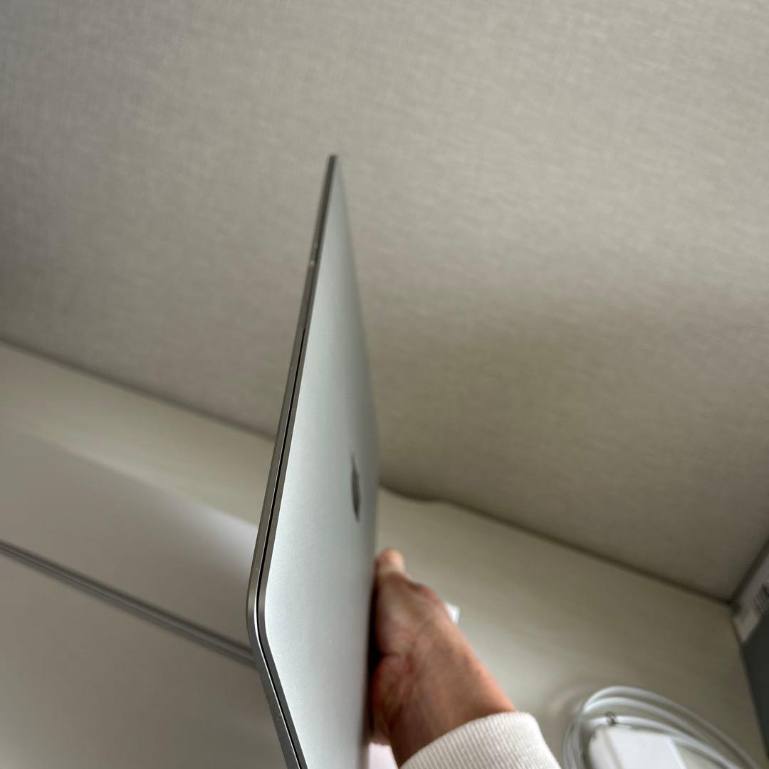 MacBook本体 MacBook Air M1 256GB