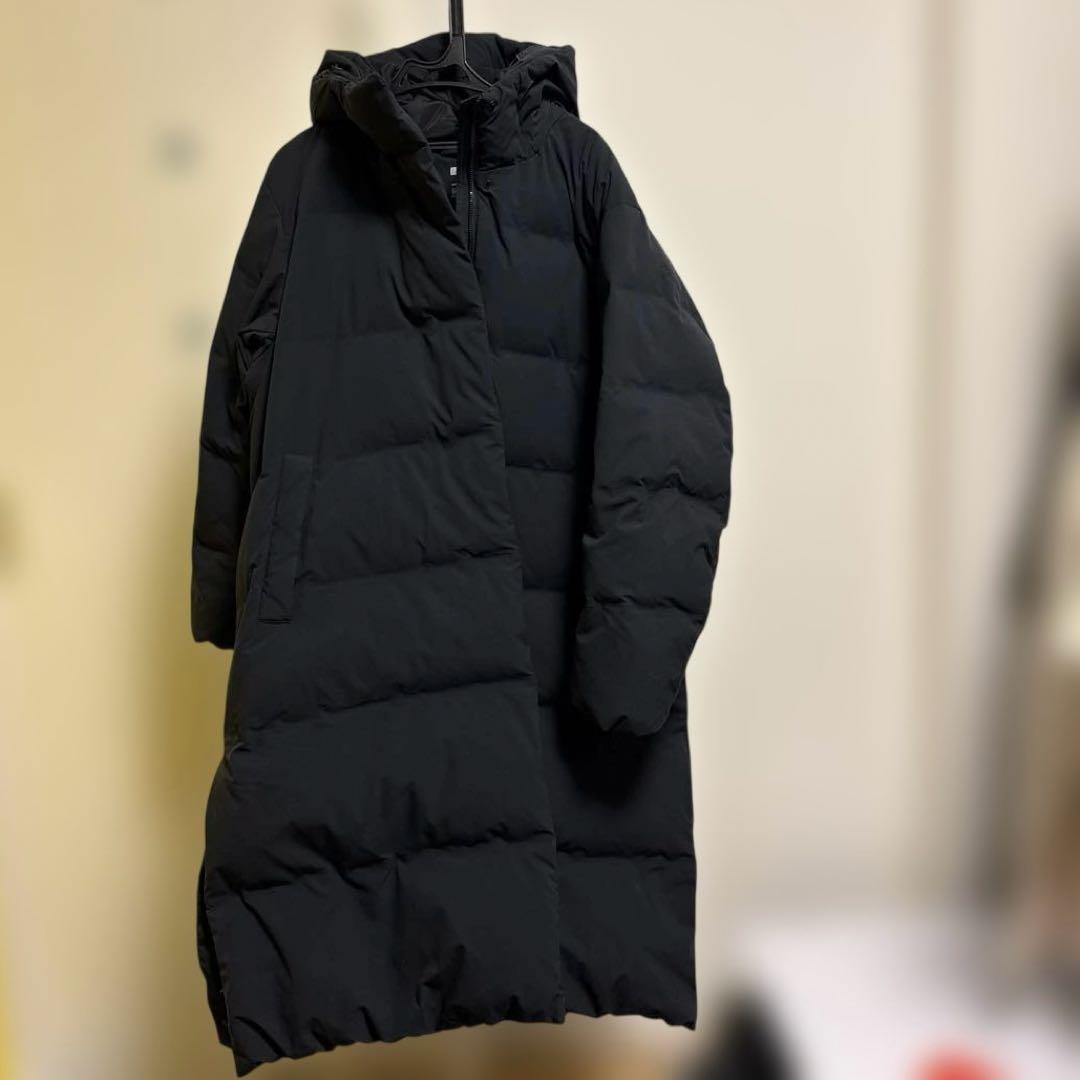 ユニクロ　シームレスダウンロングコート　XLサイズ　黒　ブラック　ウィメンズ