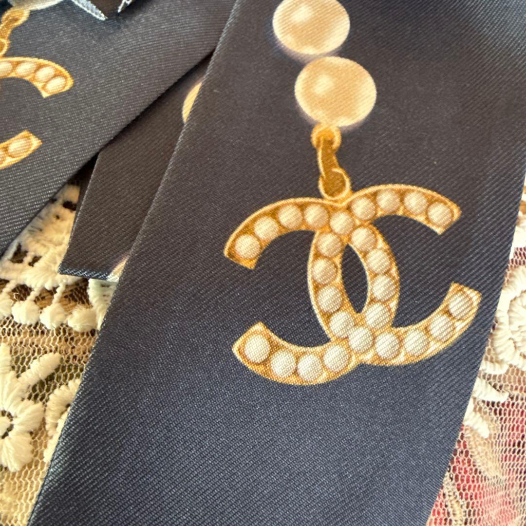 CHANELネイビー パール CCロゴ バンダナ・スカーフ　ノベルティ