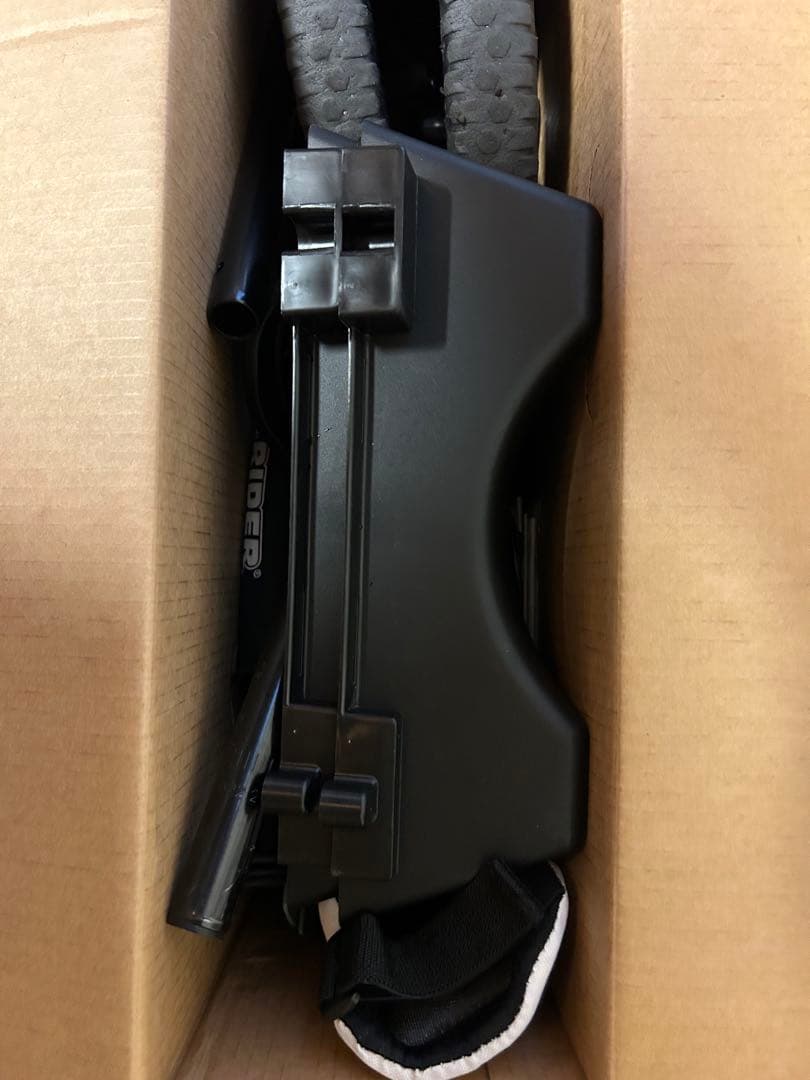 STRIDER バランスバイク 12インチ 限定カラー　専用スタンド付