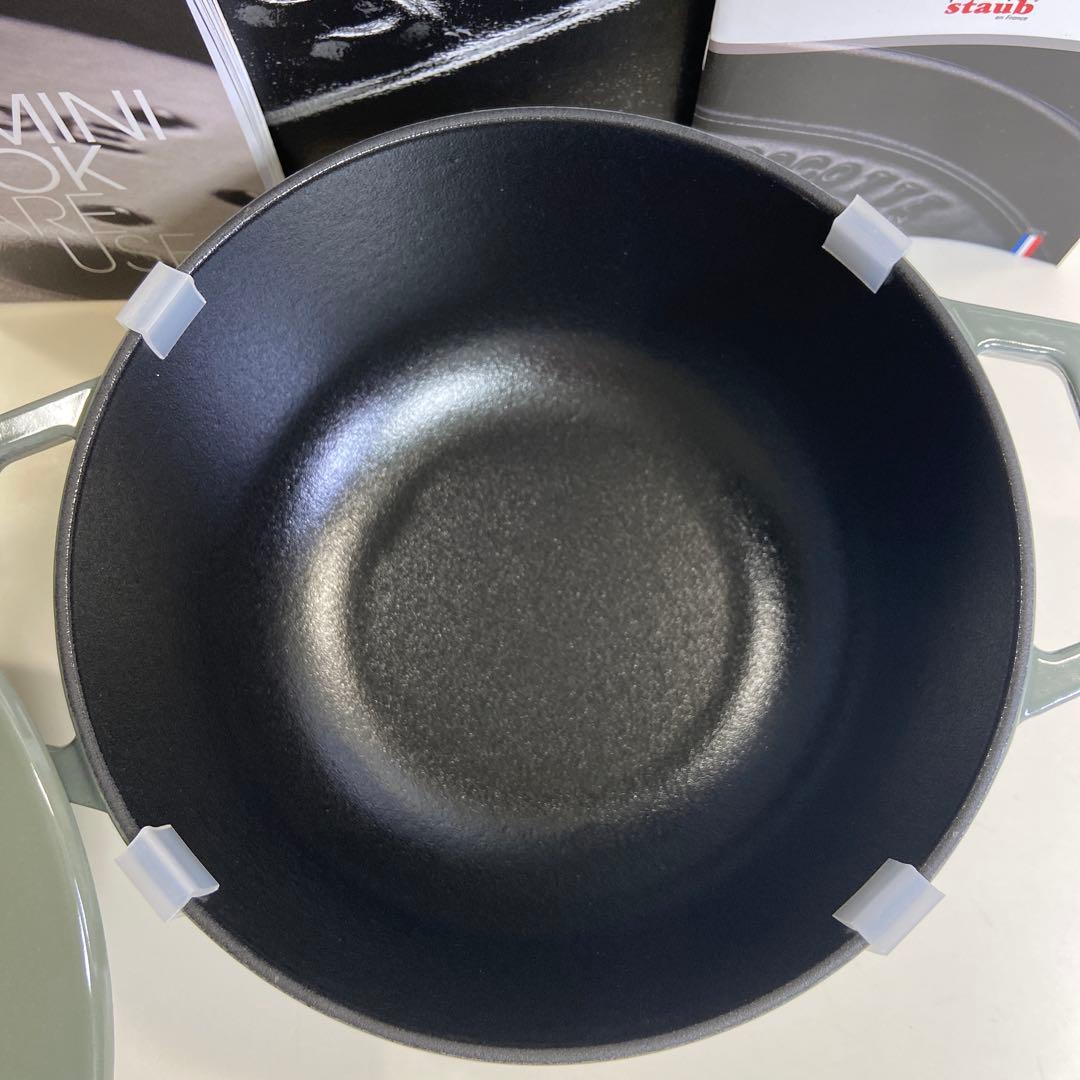 【未使用】staubストウブ　ワナベ Wa-NABE Mサイズ18cm