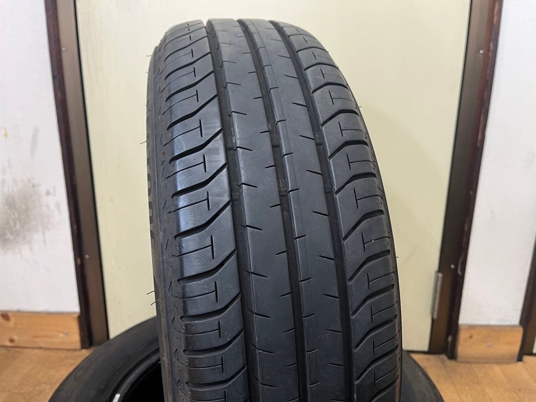 『basser.vol.1』ブリヂストン中古夏タイヤ 185/60R15