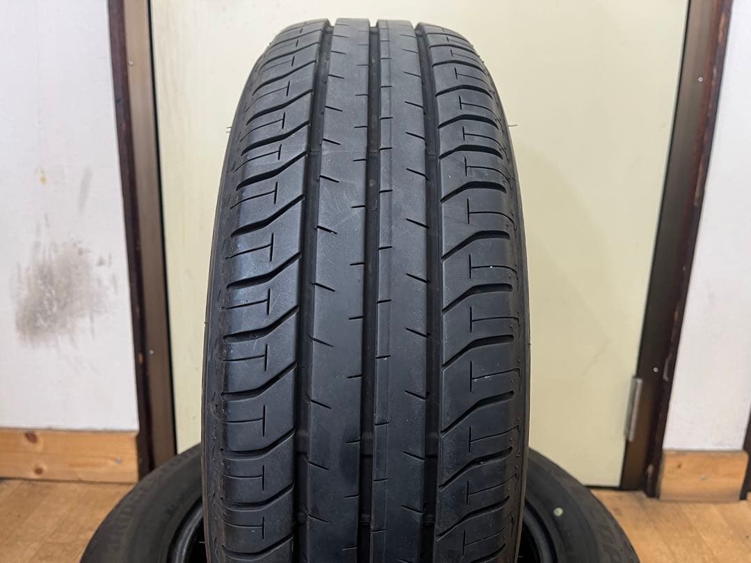 『basser.vol.1』ブリヂストン中古夏タイヤ 185/60R15