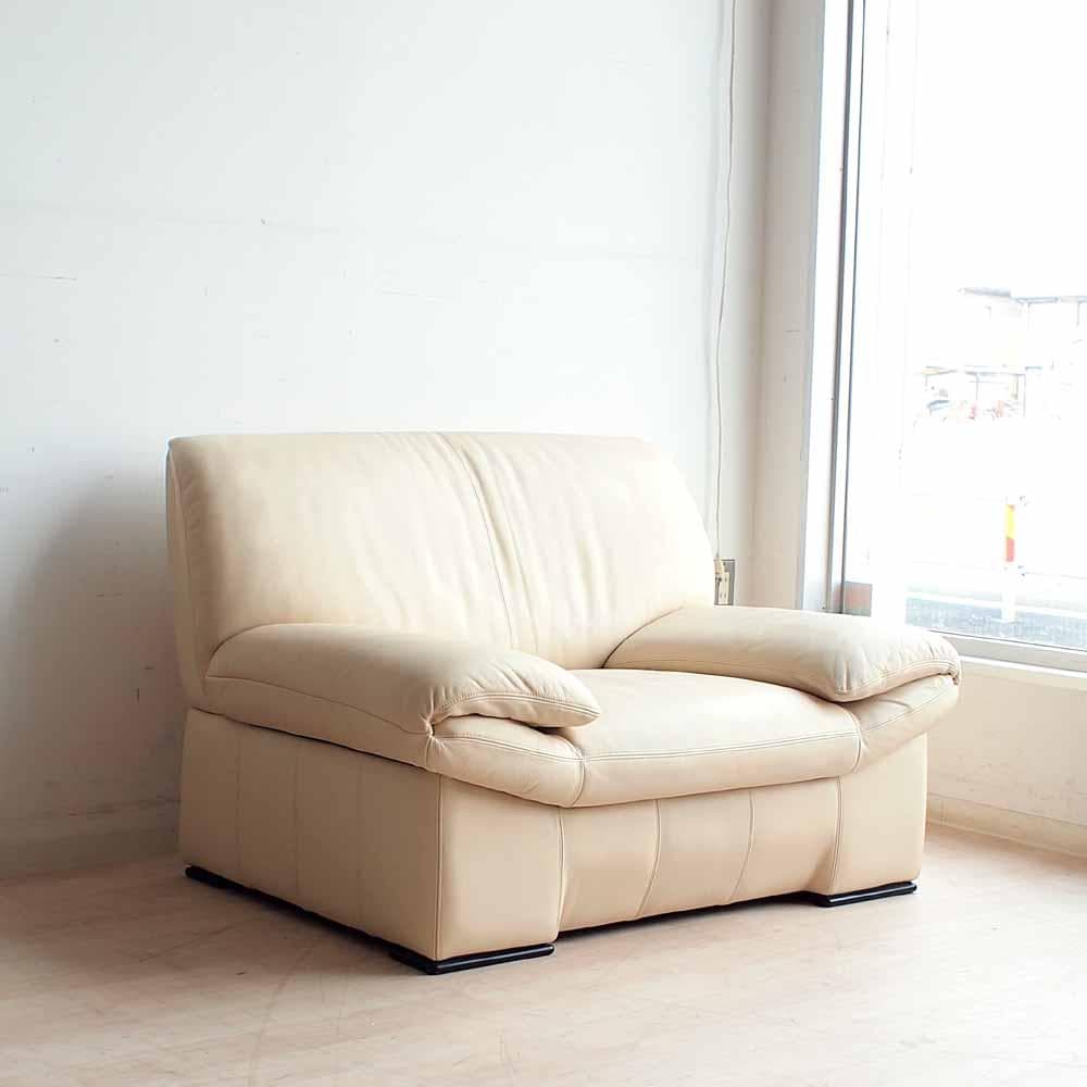 カリモク 「domani/エクセルライフ」 シングルソファ 本革 ZR24326