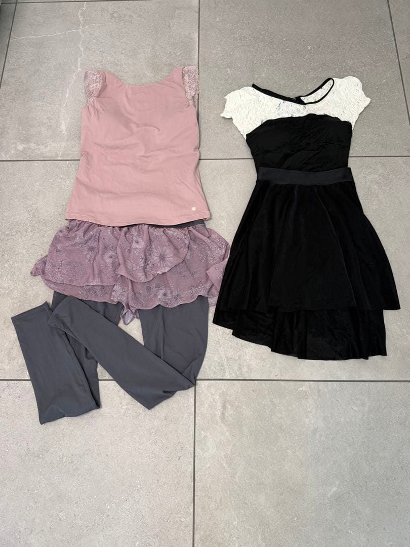 【美品】チャコット大人用レオタードなど４枚セットMサイズ