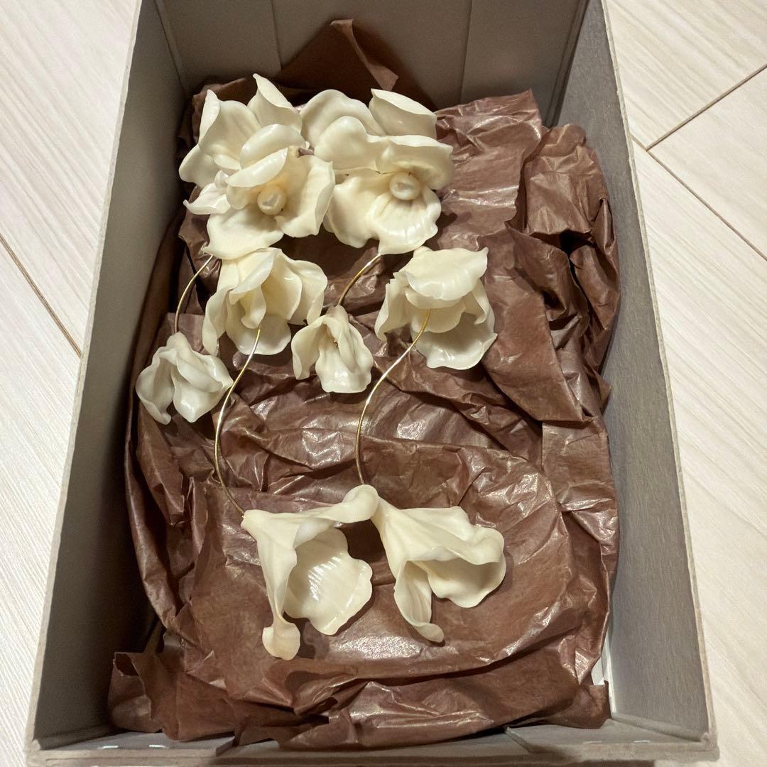 【ay】coussinet クシネ ブライダルピアス moa ゴールド