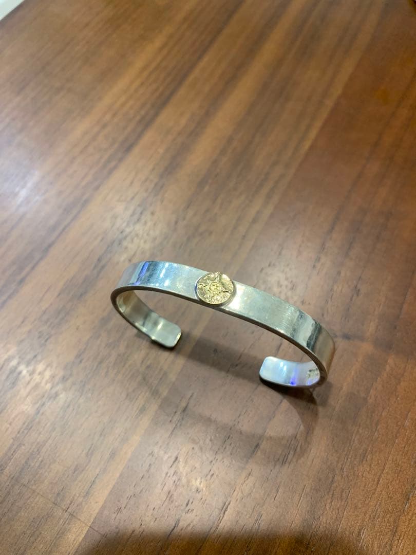 ファーストアローズ　K18付　平打8mmプレーンバングル