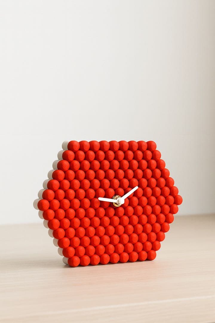 【再販】いくらのかわいい六角形時計