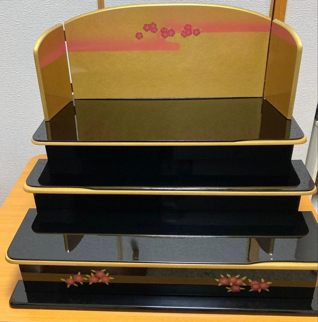 雛人形　〈一秀〉十五人飾り・木製三段セット・15号