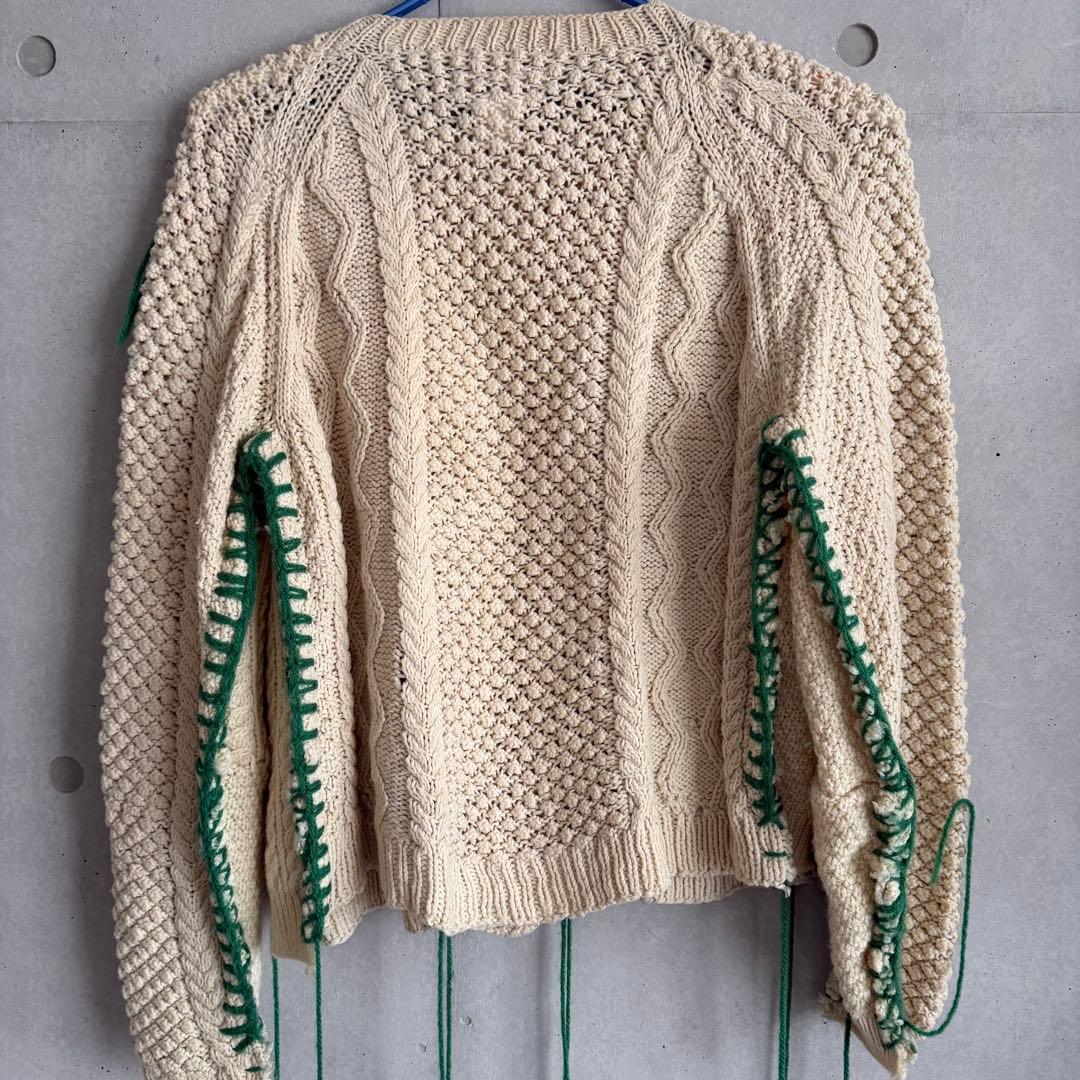 【discovered】花柄刺繍 ベージュ ニットカーディガン