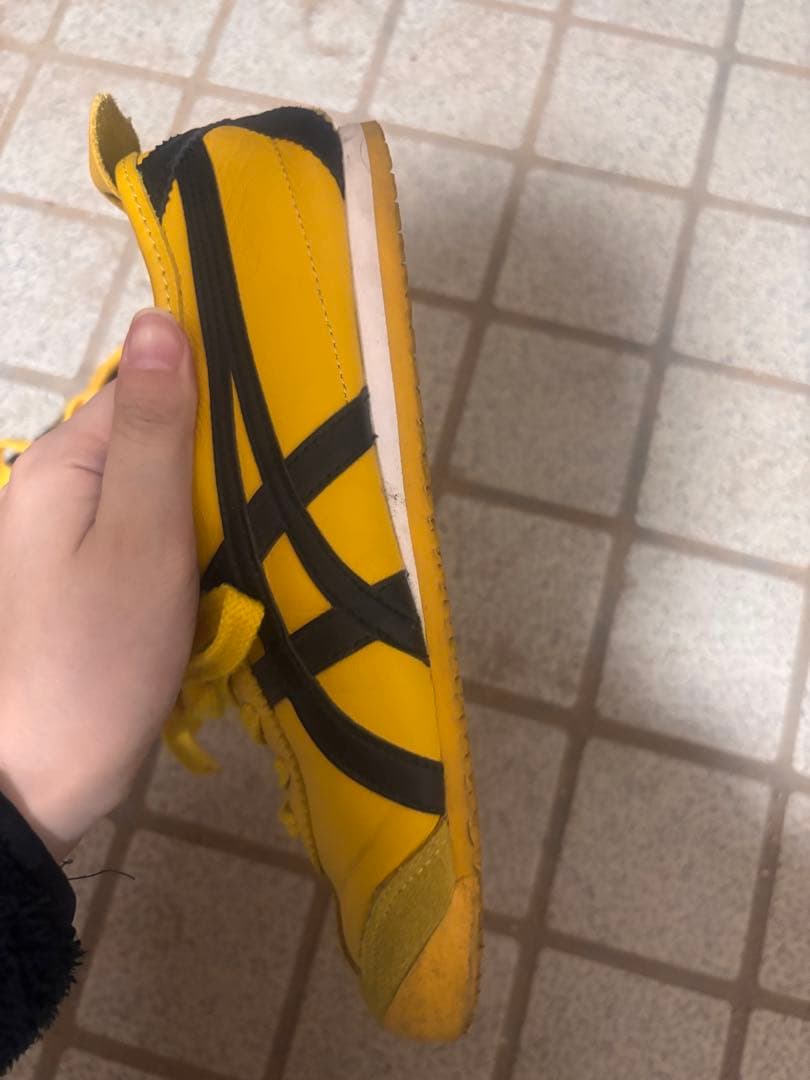 靴 onitsuka tiger Mexico66 23cm