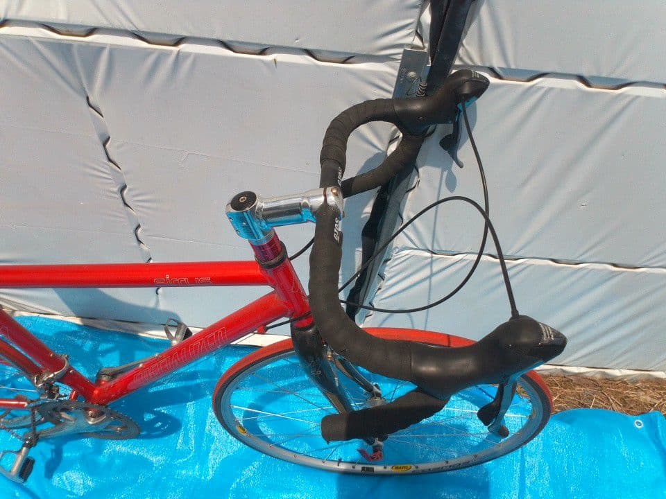 sirrus SPECIALIZED　スペシャライズド GIOS ロードバイク