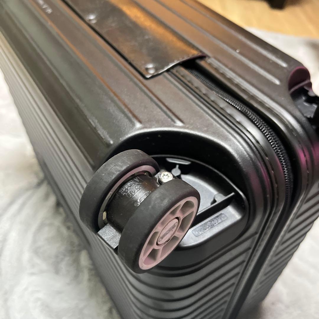 廃盤希少　美品　RIMOWA ボレロ　4輪　ブラック キャリーケース