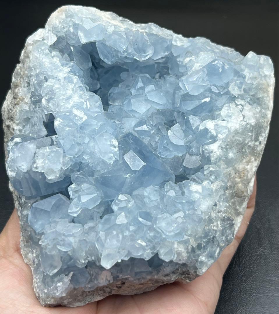 天然　セレスタイト 天青石 原石 パワーストーン