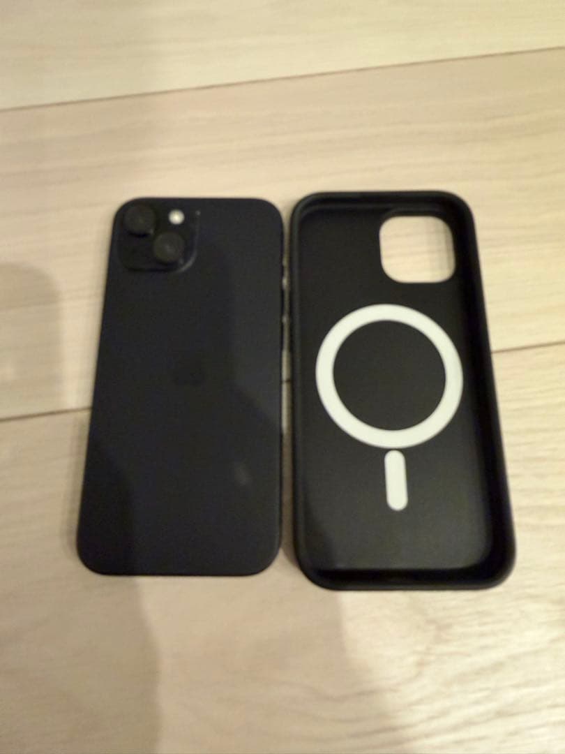 iPhone15 BLACK ブラック 128GB 美品 ケース付き 本体