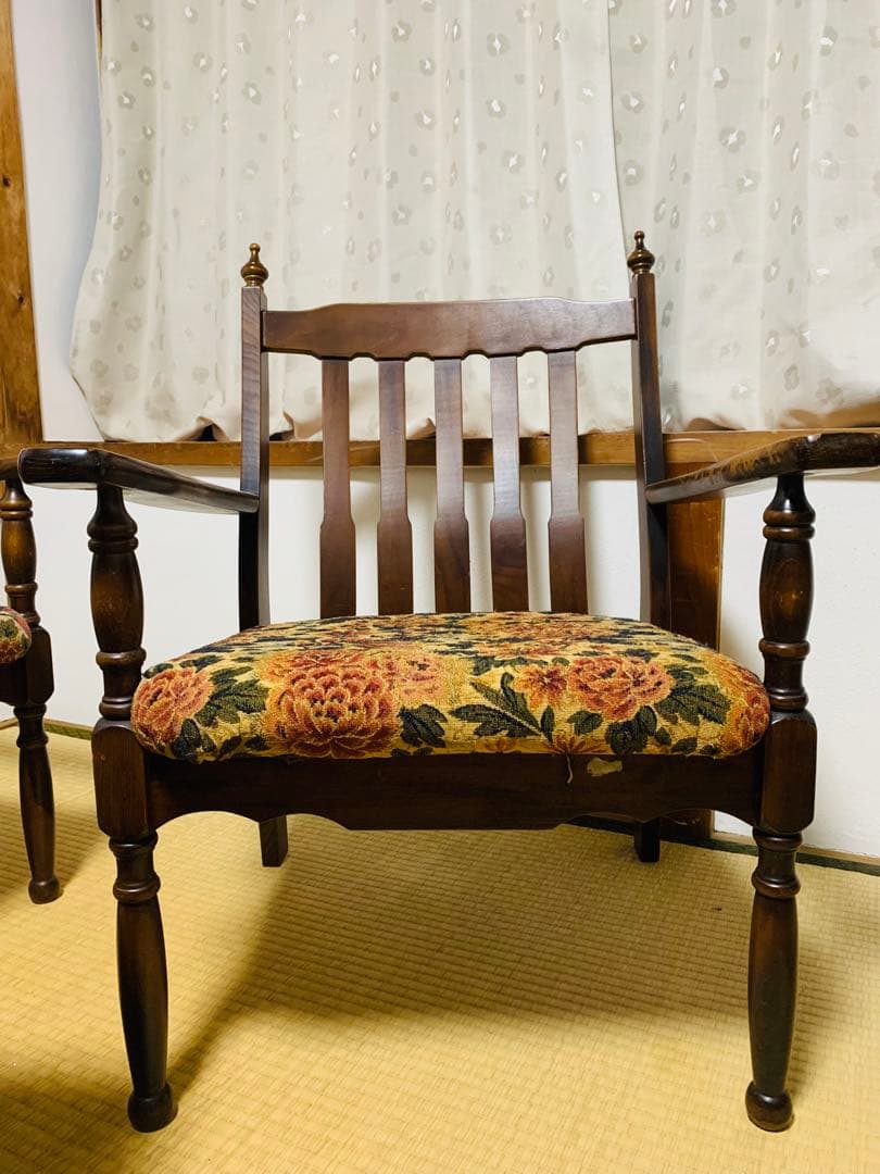 レトロ アンティーク センターテーブルセットの椅子①