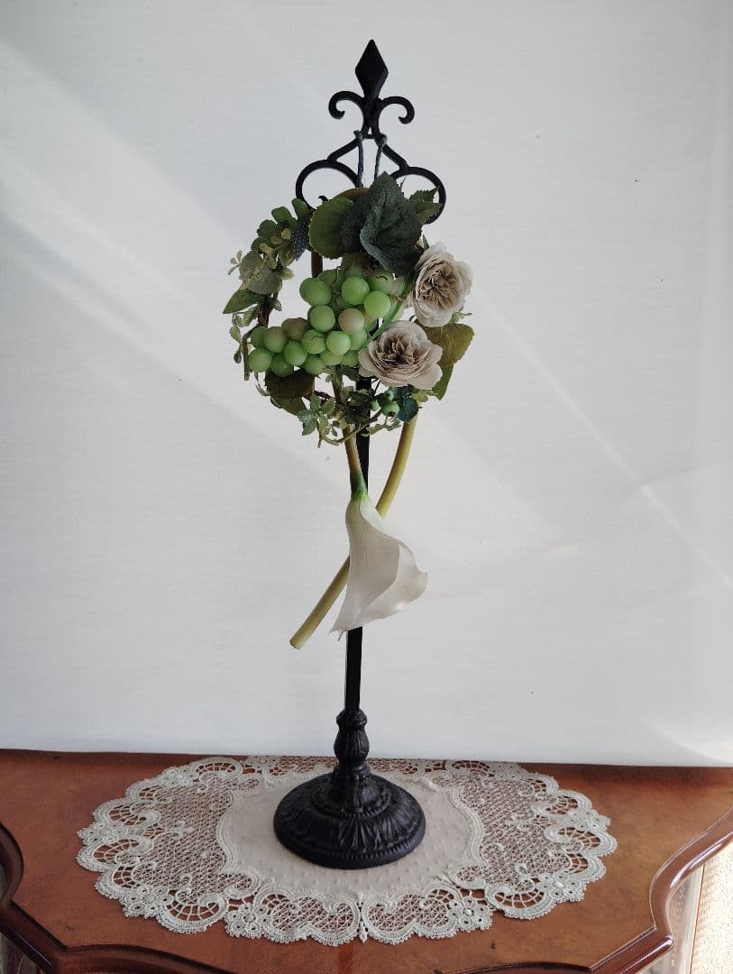 アーティフィシャルフラワーリース スタンド付き　高さ62センチ