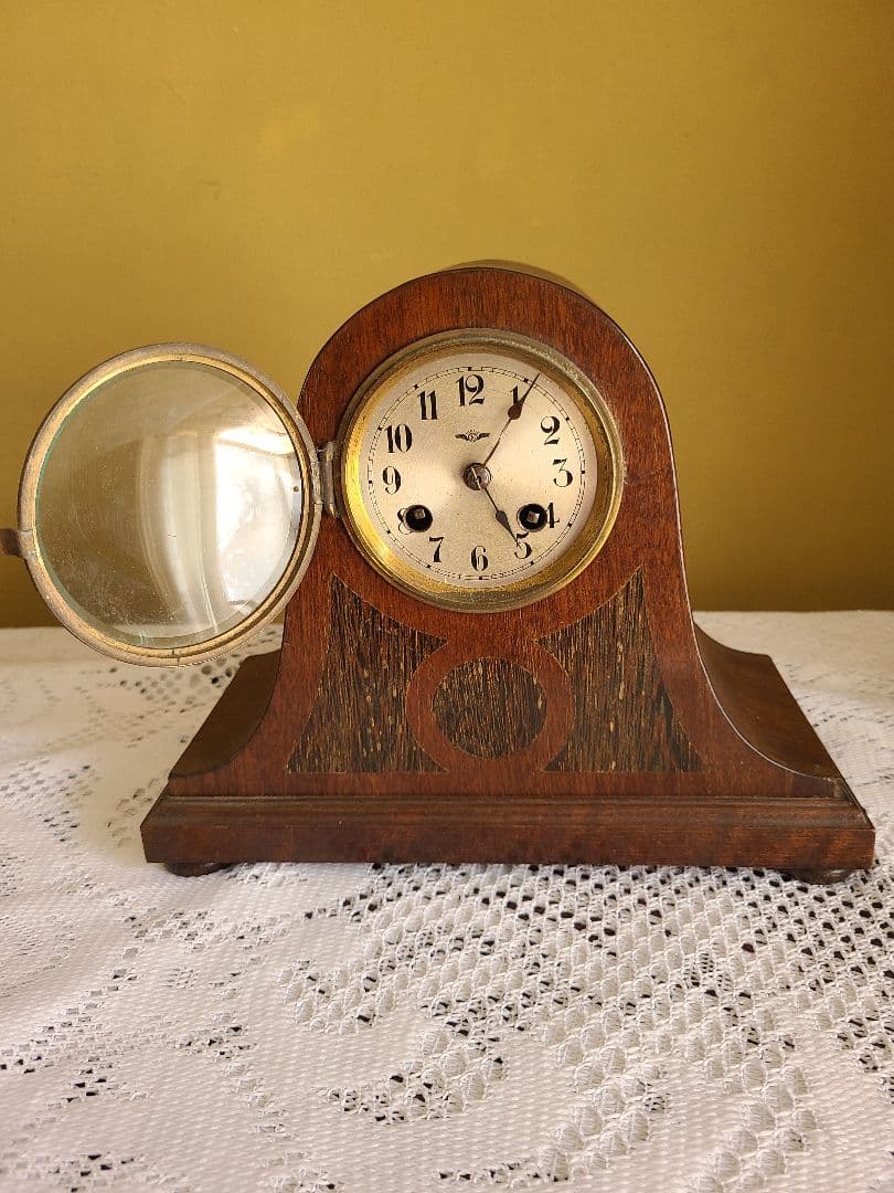 ドイツ(kienzle)キンツレのアンティークなマンラル時計 ゼンマイ式の置時計