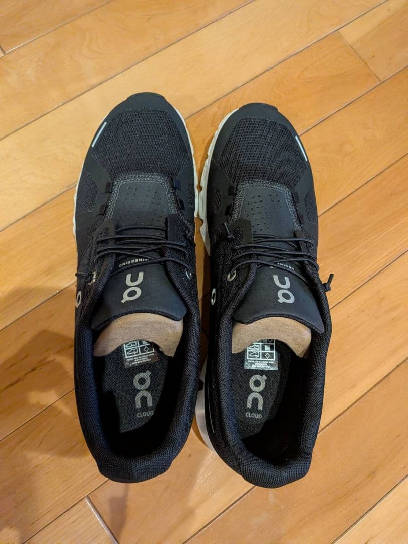 On Cloud5 ブラック スニーカー