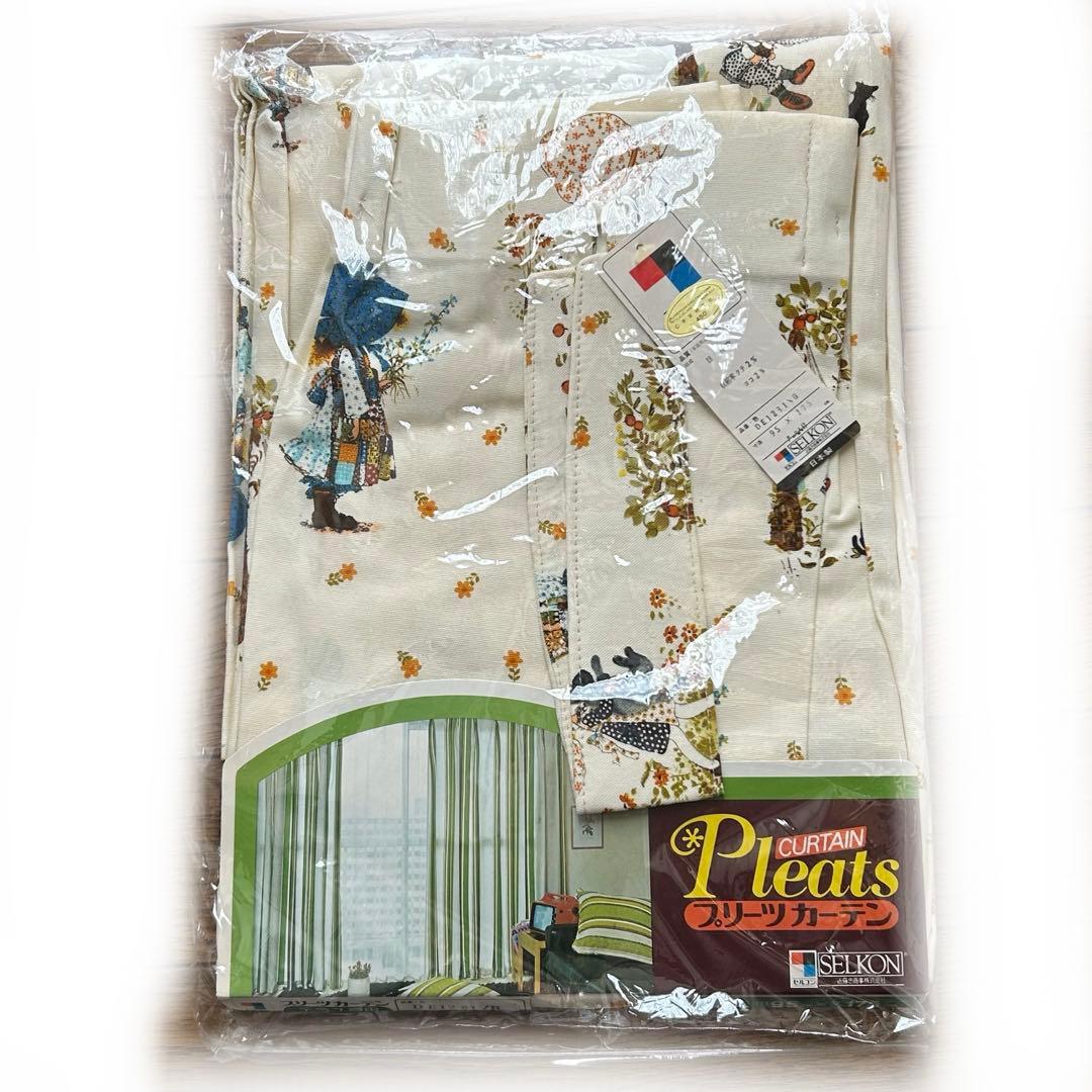 昭和レトロ　未使用カーテン　ホリーホビー　HOLLY HOBBIE 貴重