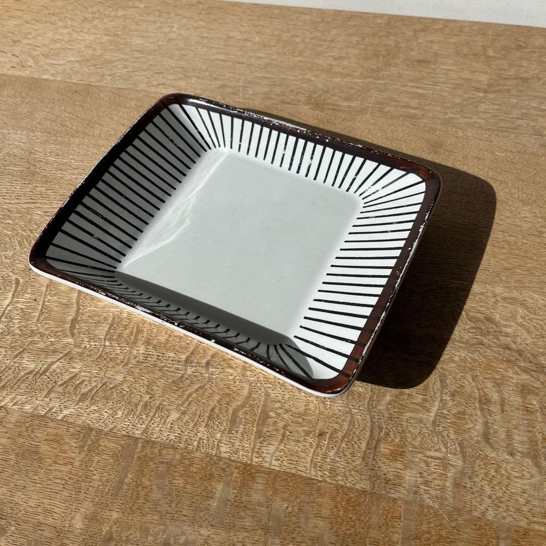 グスタフスベリ　スピサリブ　プレート