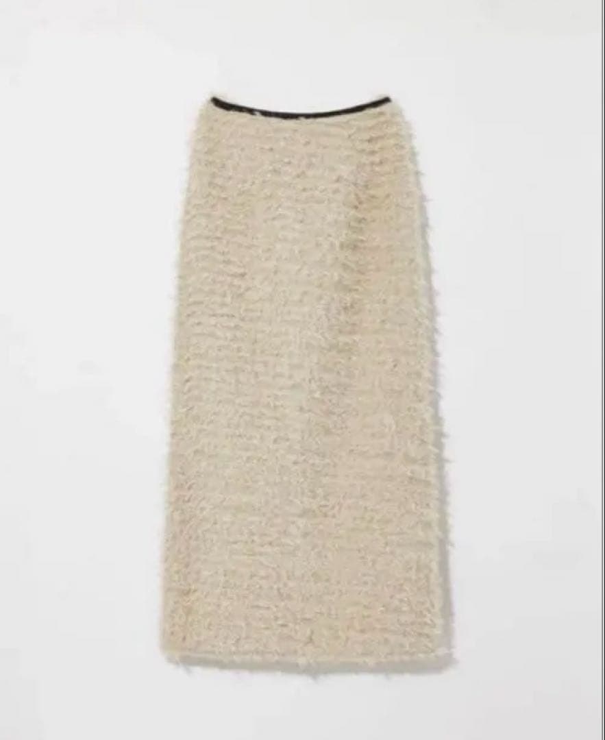 新品　Eaphi FLUFFY TIGHT SKIRT ベージュ