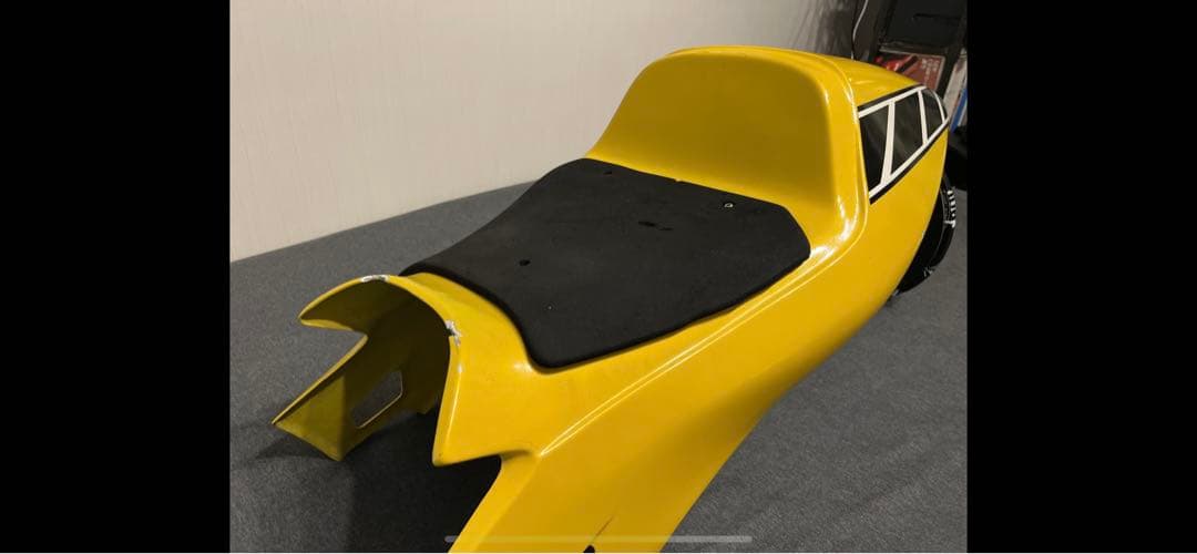 YZF-R1 2002 03 マジカルレーシング M1仕様 テールカウル、ベース