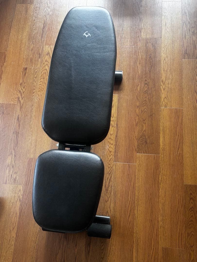 インクラインベンチ