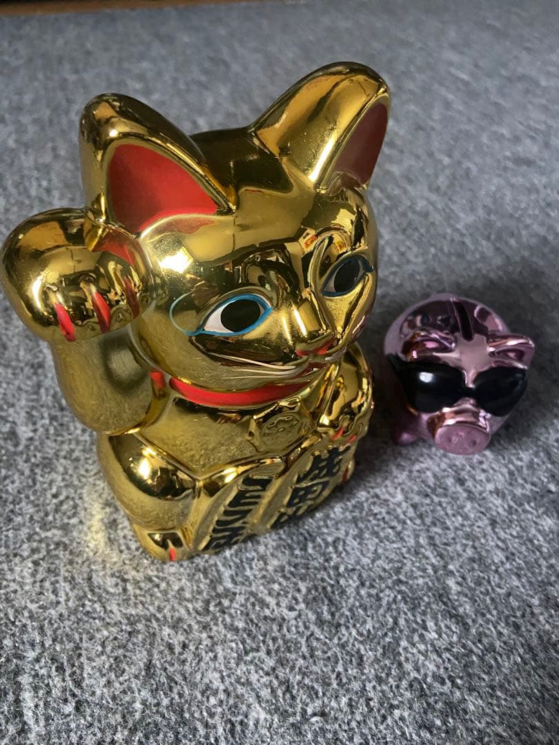 招き猫貯金箱　ブタ貯金箱　セット