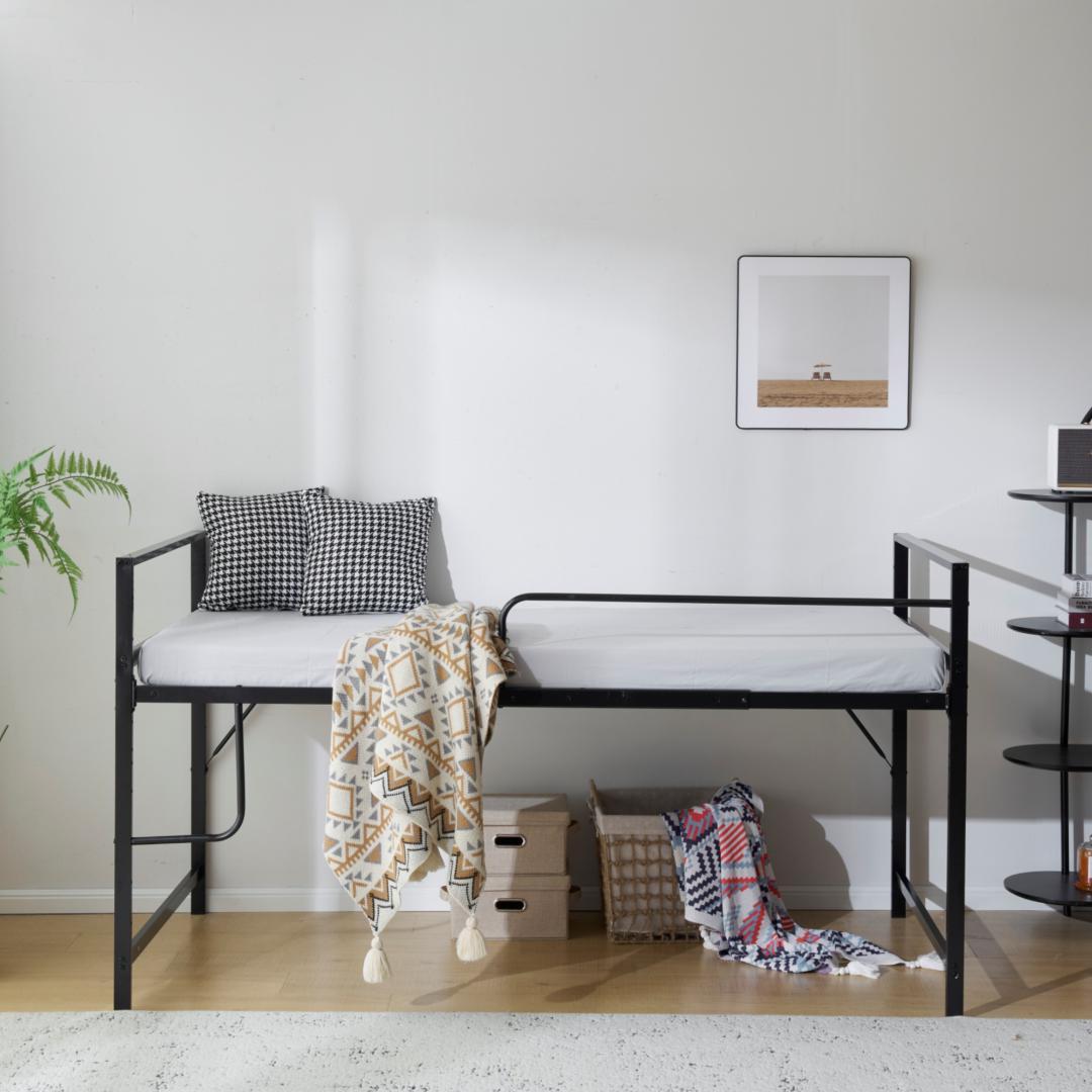 高さ調整出来るロフトベッド パイプベッド　シングル　北欧風 一人暮らしBLACK